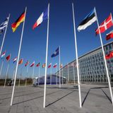 La NATO spinge sull’Ucraina ma stringe anche alleanze in Asia contro l’asse Russia-Cina (di Mattia
                Bagnoli)