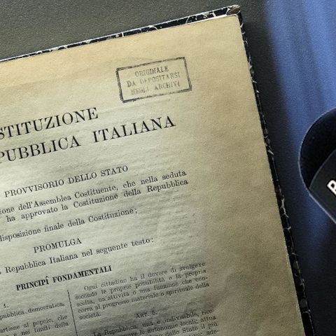 Storiacce - 
L'educazione costituzionale - La composizione della Corte, il suo funzionamento