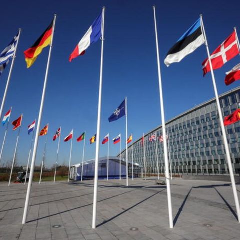 La NATO spinge sull’Ucraina ma stringe anche alleanze in Asia contro l’asse Russia-Cina (di Mattia
                Bagnoli)
